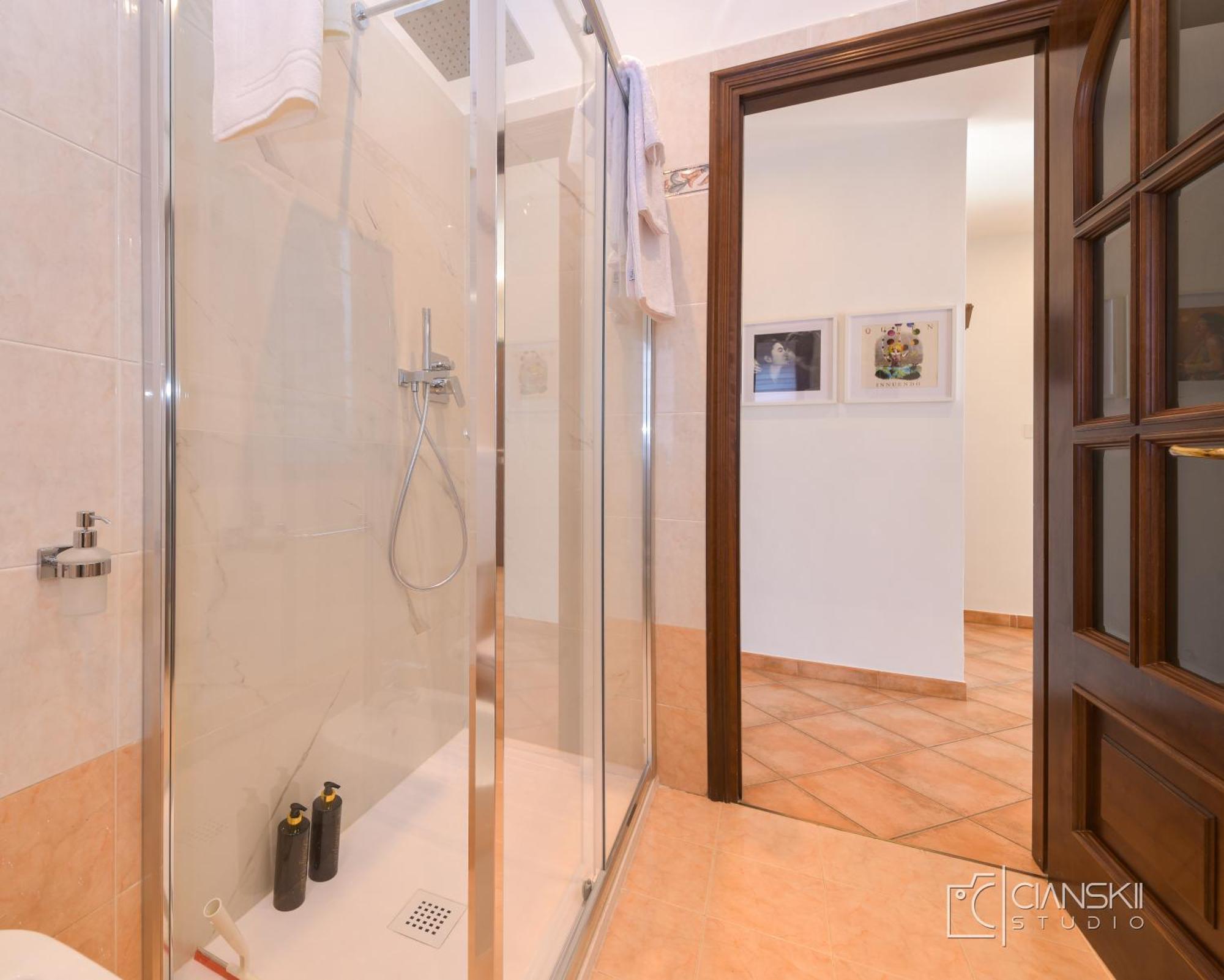 Penp - Appartamento Comodo E Tranquillo - Free Wi-Fi โกลเลญโญ ภายนอก รูปภาพ